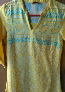 Aurelia Vibrant Yellow Printed Kurta