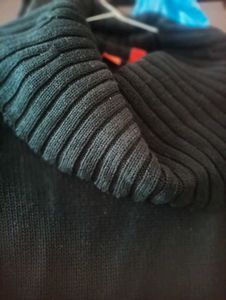 Stylish Woolen Sweater