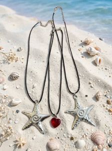 ⭐❤️ BEACHY STARFISH & RED GLASS HEART NECKLACE SET
