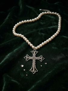 Elegant Pearl Necklace with Cross Pendant
