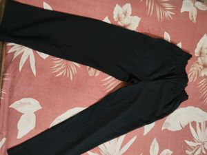 Comfortable Black Denim Jeans