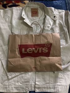 Levi's Beige Trucker Jacket IMPORTED