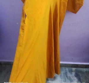 🥳 offer 🥳Mustard Yellow Collared Kurta