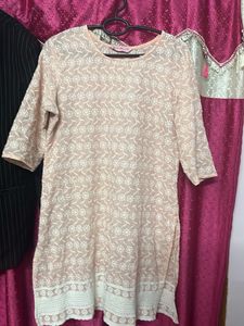 Elegant Chikankari Kurta