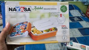 Nayasa Insulated Tiffin Box