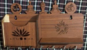 Vastva Yoga Wooden Colour Key And Thin Clothes Hanger Holder