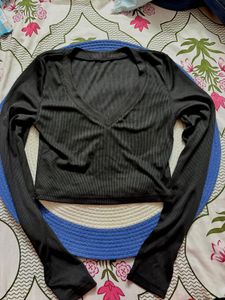 Ribbed V-Neck Long Sleeve Crop Top