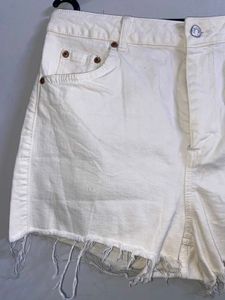 Cream Denim High-Waisted Cut-off Shorts