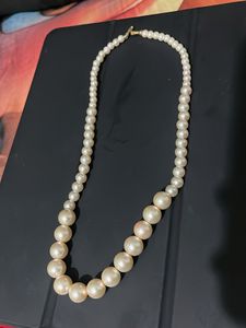 pearl necklace