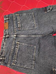 Cargo Jeans