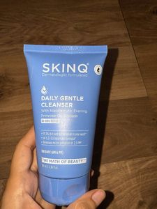 SKINQ Daily Gentle Cleanser