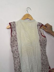 Sleeveless Printed Kurta