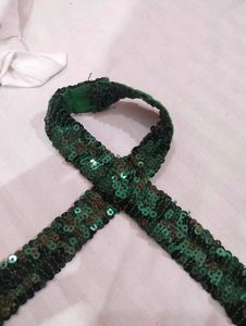 Sparkly Green Sequin Crop Top ( size xs)