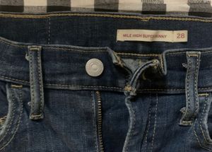 Levi's Women's Dark Wash Jeans