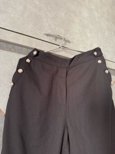 Chic Black Button-Detail Trousers