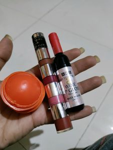 Orange Flovour Lip Balm, 2 Liquid Lipsticks
