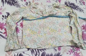 Floral Ruffle Neck top