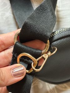 black sling bag