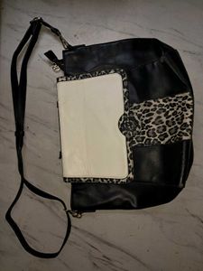 Chic Leopard Print &amp; Black Handbag