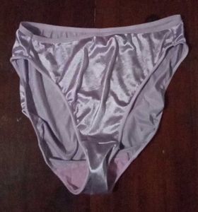Hot Satin Pantu