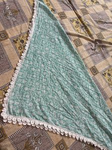 Square scarf