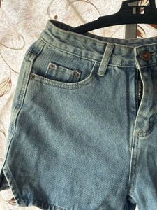 Urbanic New Shorts - Never Worn