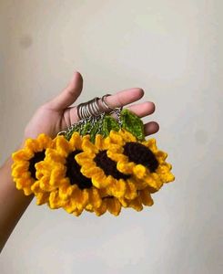 Handmade Crochet Sunflower Keychain🌻