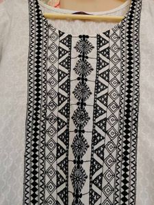 Pure Cotton White straight Kurta with Blue Embroi