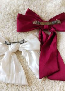 Bow-Details Hair Clips