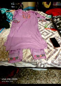 Embroidered Kurta Set for Women