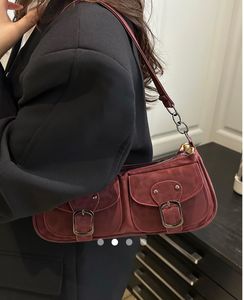 Chic Burgundy Shoulder Bag