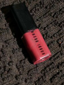 Crushed Oil-Infused Gloss