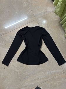 Black Long Sleeve tight fit top