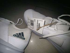Adidas men's casual shoes. no Coins. Unused