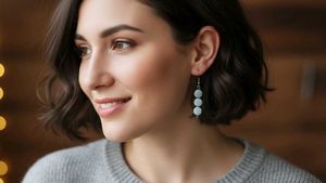 Chic Disc Dangle Earrings