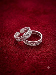 Elegant Toe Rings Set