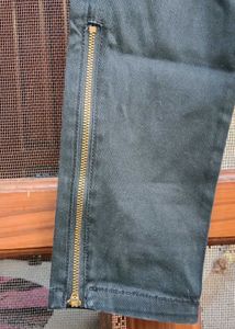 Black Jeans