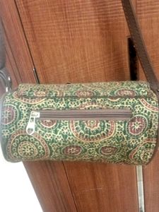 Round Sling Bag