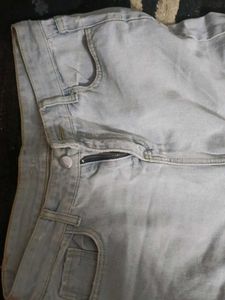baggy jeans