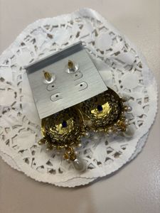 Exquisite Pearl &amp; Blue Stone Earrings