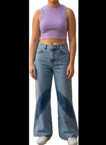 COMBO OF TANK TOP AND JEAN.