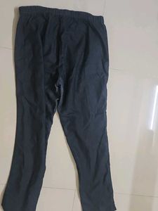 Comfortable Black  jeggings ankle length