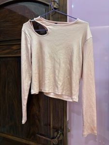 Ribbed Cut-Out Long Sleeve Top