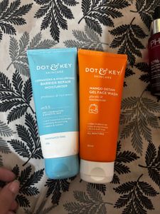 Dot & Key Skincare Set