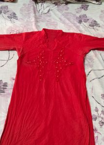Red Kurti