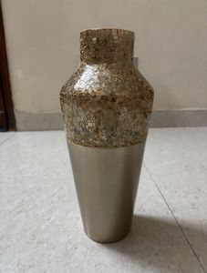 🆕Elegant Mosaic Flower Vase (Oriflame)
