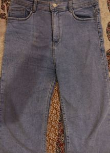 Light blue jeans for girls