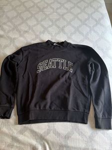 Seattle Graphic Crewneck Sweatshirt