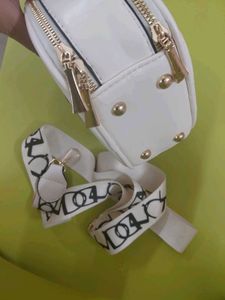 Women brand new sling bag