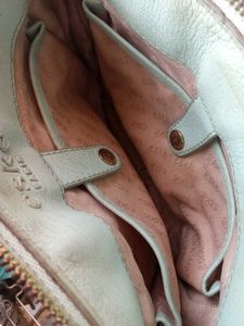 Eske PURE LEATHER Bag ₹2500